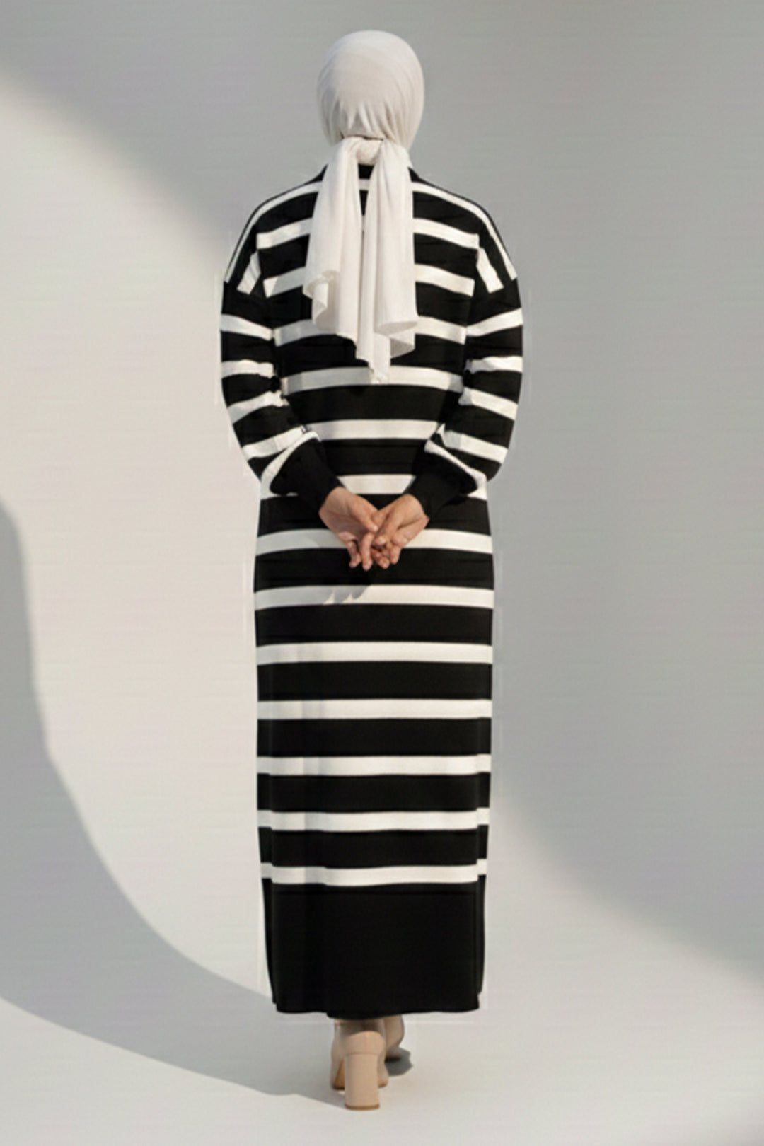 BNG Women Yakası Düğme Detaylı Çizgili Triko Elbise 11031 Siyah - Clovis