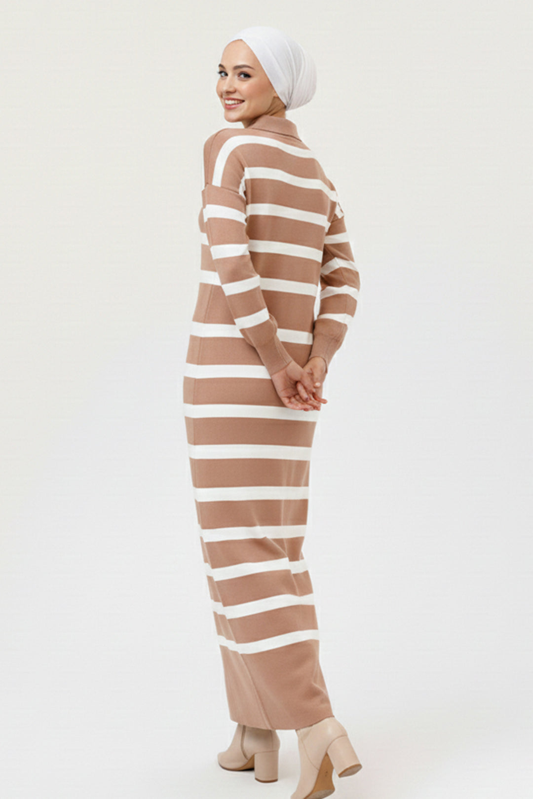 BNG Women Yakası Düğme Detaylı Çizgili Triko Elbise 11031 Vizon - Ixtlahuaca