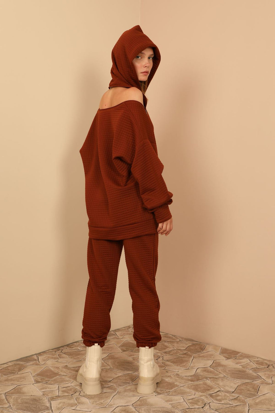 KKT Jesica Fabric Long Sleeve Hooded Oversize Zip Women Sweatshirt - Brown - Ílion