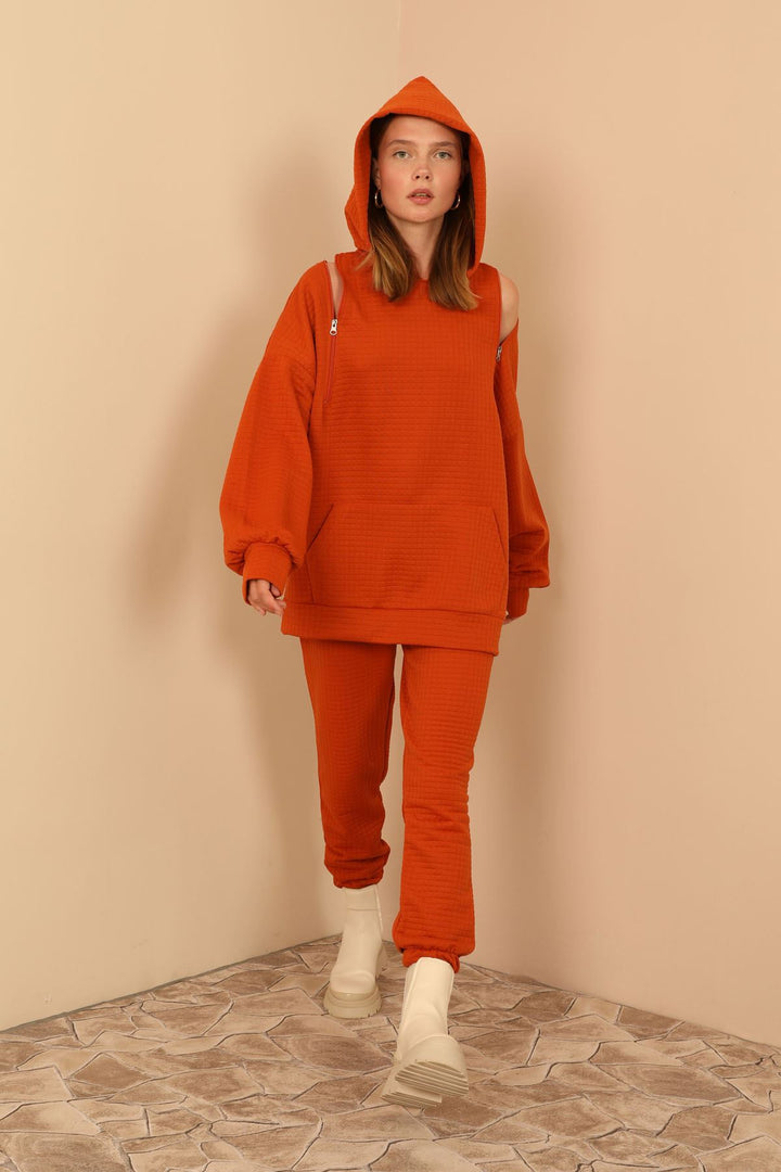 KKT Jesica Fabric Long Sleeve Hooded Oversize Zip Women Sweatshirt - Cinnamon  - Hampton