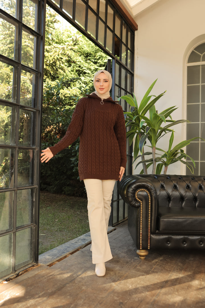 BNG سترة نسائية محبوكة باللون البني مع نمط سحاب بياقة - كليرمون