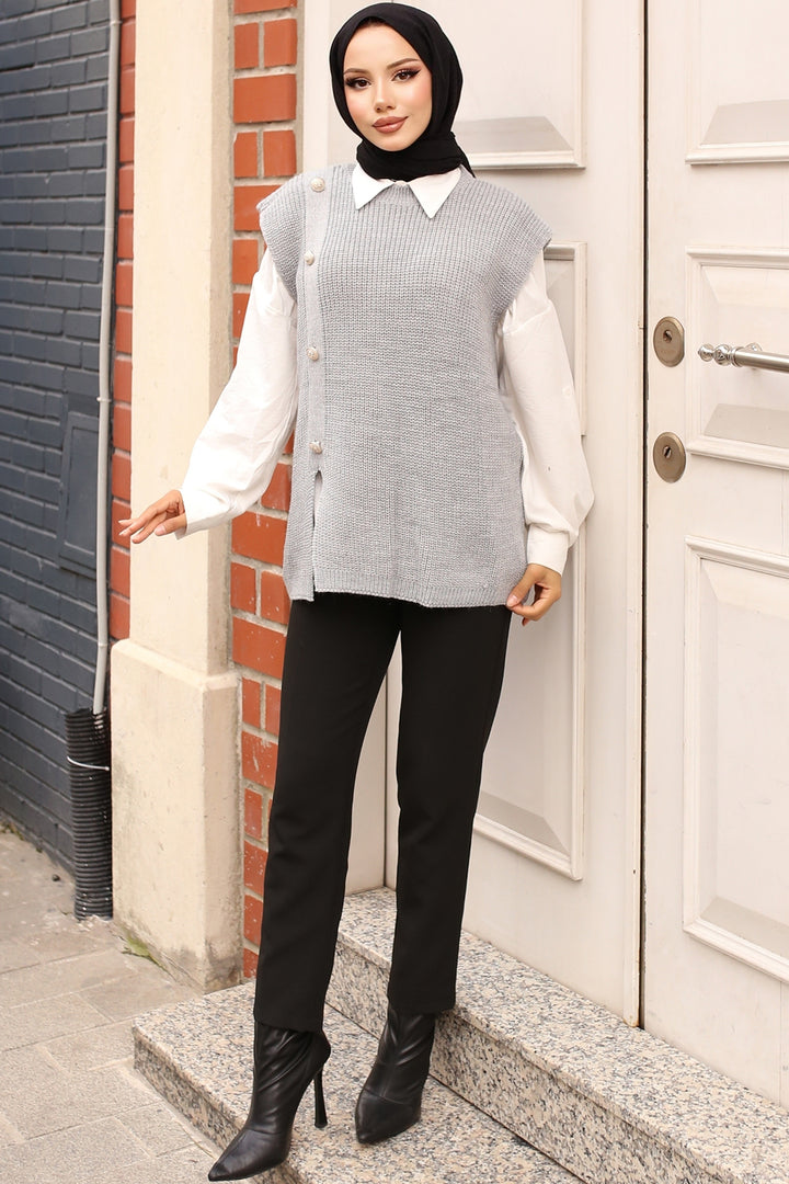BNG Women  Button Detailed Sweater Gray - Clermont