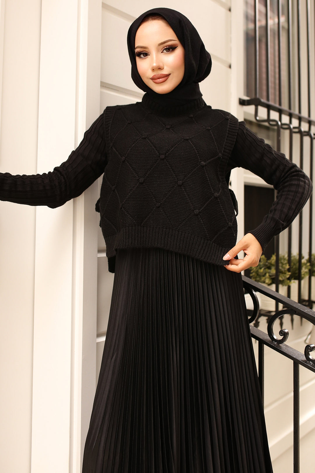 BNG Women Black Short Cardigan with Tied Sides - Clermont