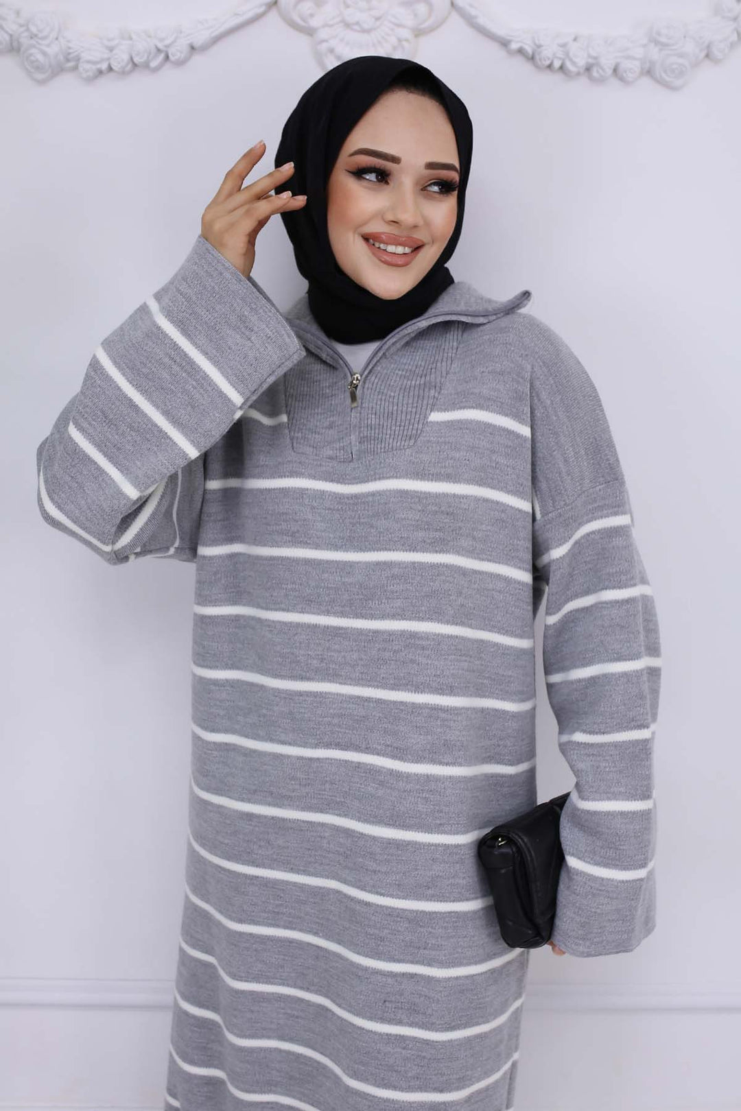 BNG Women Yakası Fermuar Detaylı Çizgili Triko Elbise Gri 3112 - Ellesmere Port