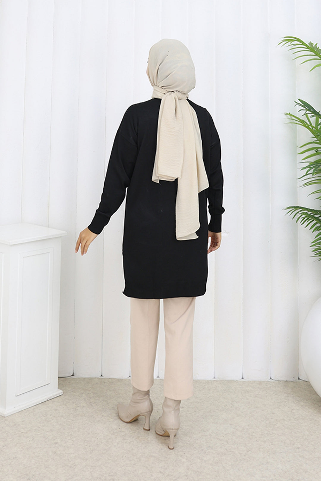 BNG Women Taşlı Baklava Desenli Uzun Hırka N3246 Siyah - Lárisa