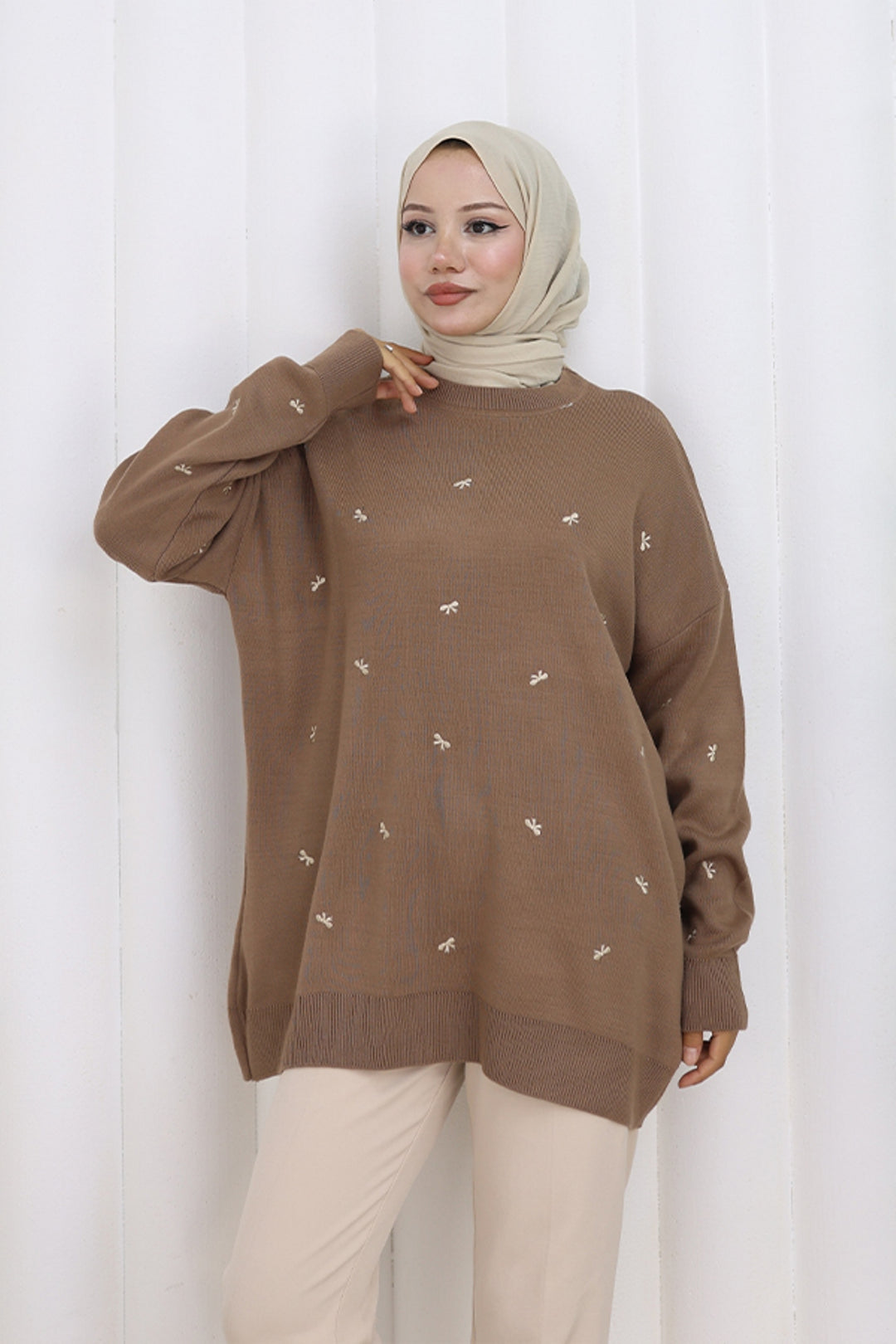 BNG Women Bow Patterned Sweater N3251 Mink - Carson