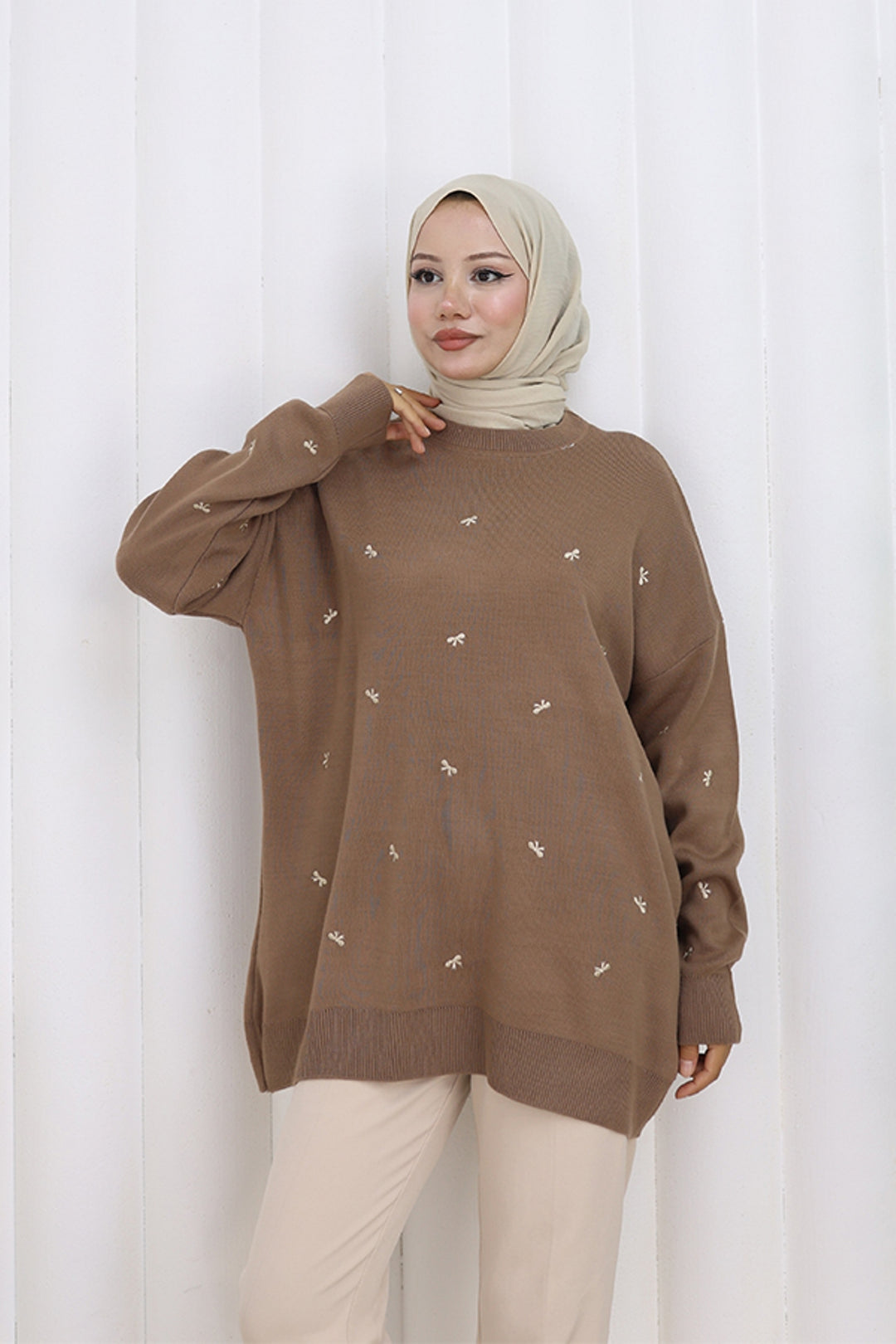 BNG Women Bow Patterned Sweater N3251 Mink - Carson