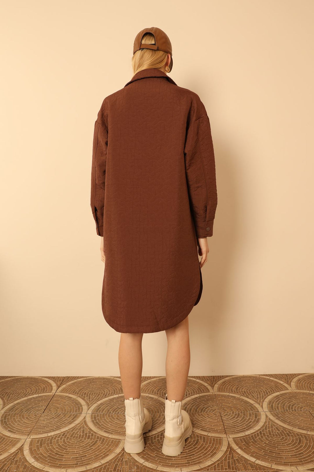 KKT Jakar Fabric Geometric Pattern Oversize Long Women Shirt-Brown - Véroia