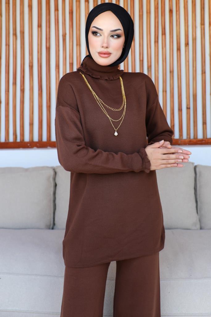 طقم بي إن جي نسائي مكون من قطعتين بياقة وأكمام مزركشة باللون البني - كليرمونت