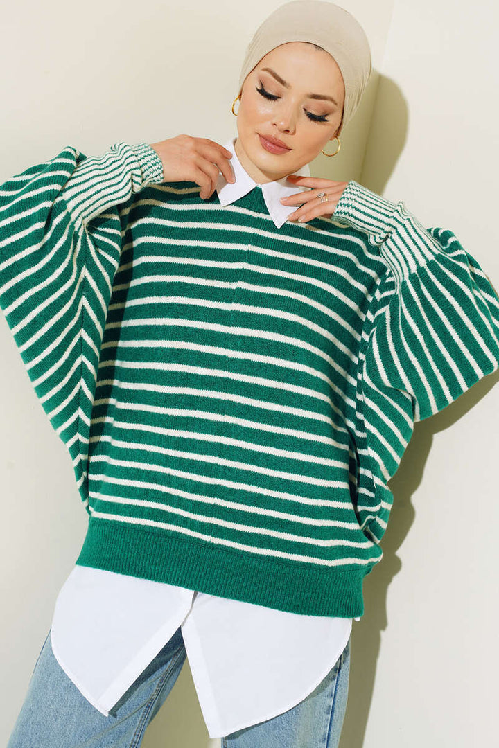 BNG Women Batwing Sleeve Striped Sweater Green - Clermont