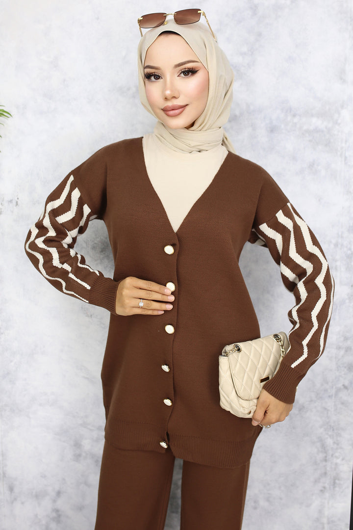 BNG Women Brown Knit Set with Patterned Sleeves - Năvodari