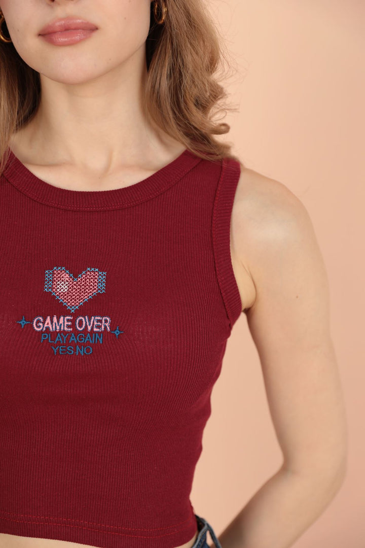 بلوزة نسائية مطرزة من KKT Game Over - أحمر كلاريت - Fürth