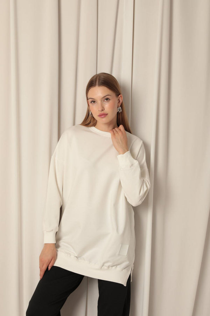 KKT Double Yarn Fabric Embroidered Women's Ecru Tunic Sweater - Tecámac