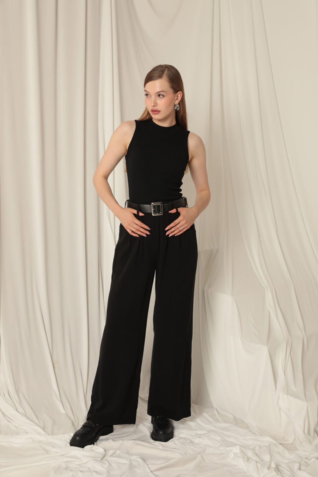 KKT Tencel Fabric Woven Women's Black Trousers - East Kelowna