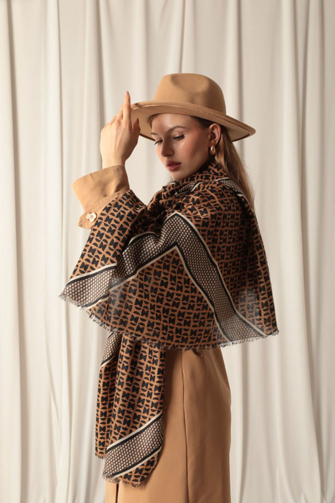 KKT Ethnic Patterned Women's Brown Shawl - Clovis