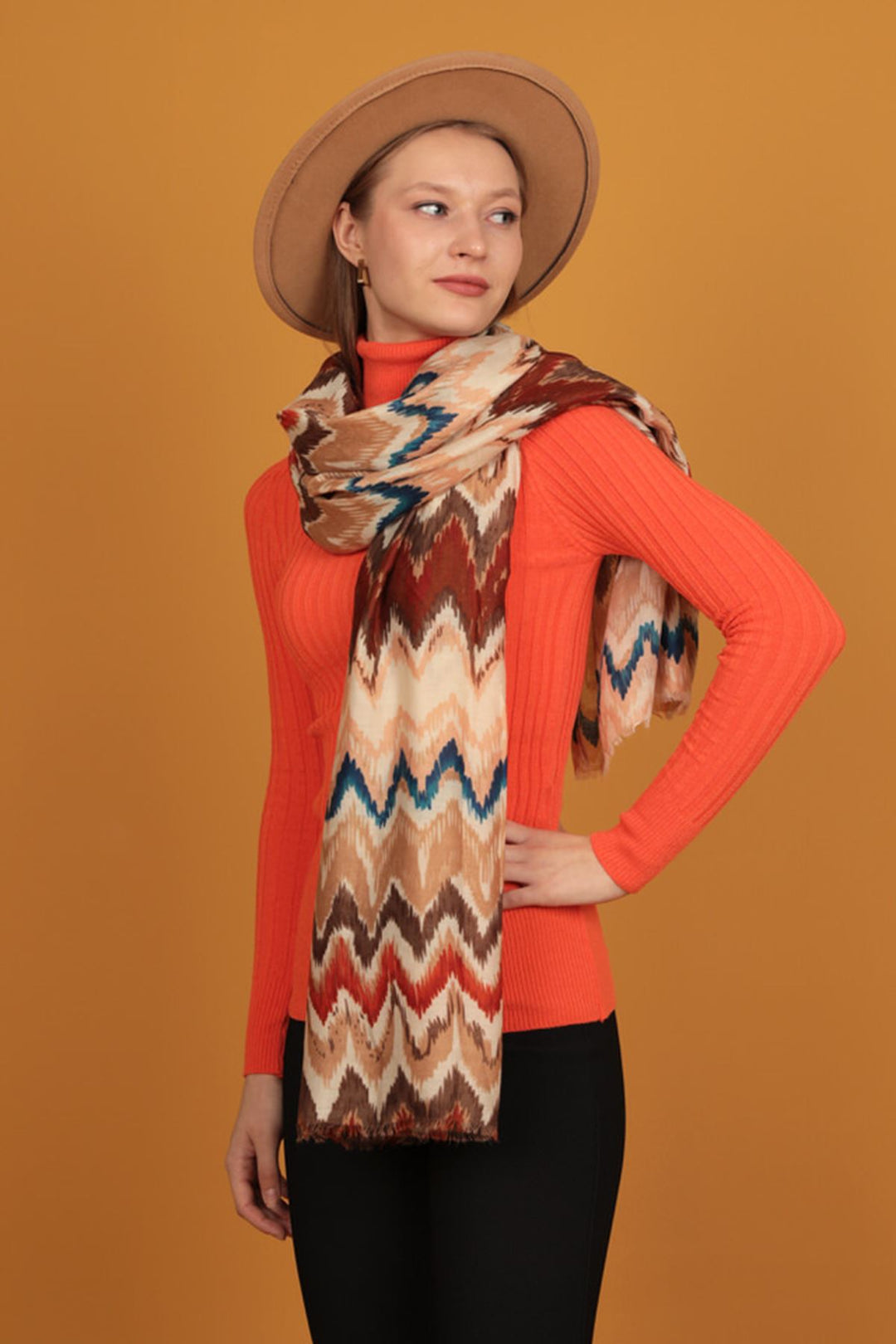KKT Ethnic Patterned Women's Beige Shawl - Swords