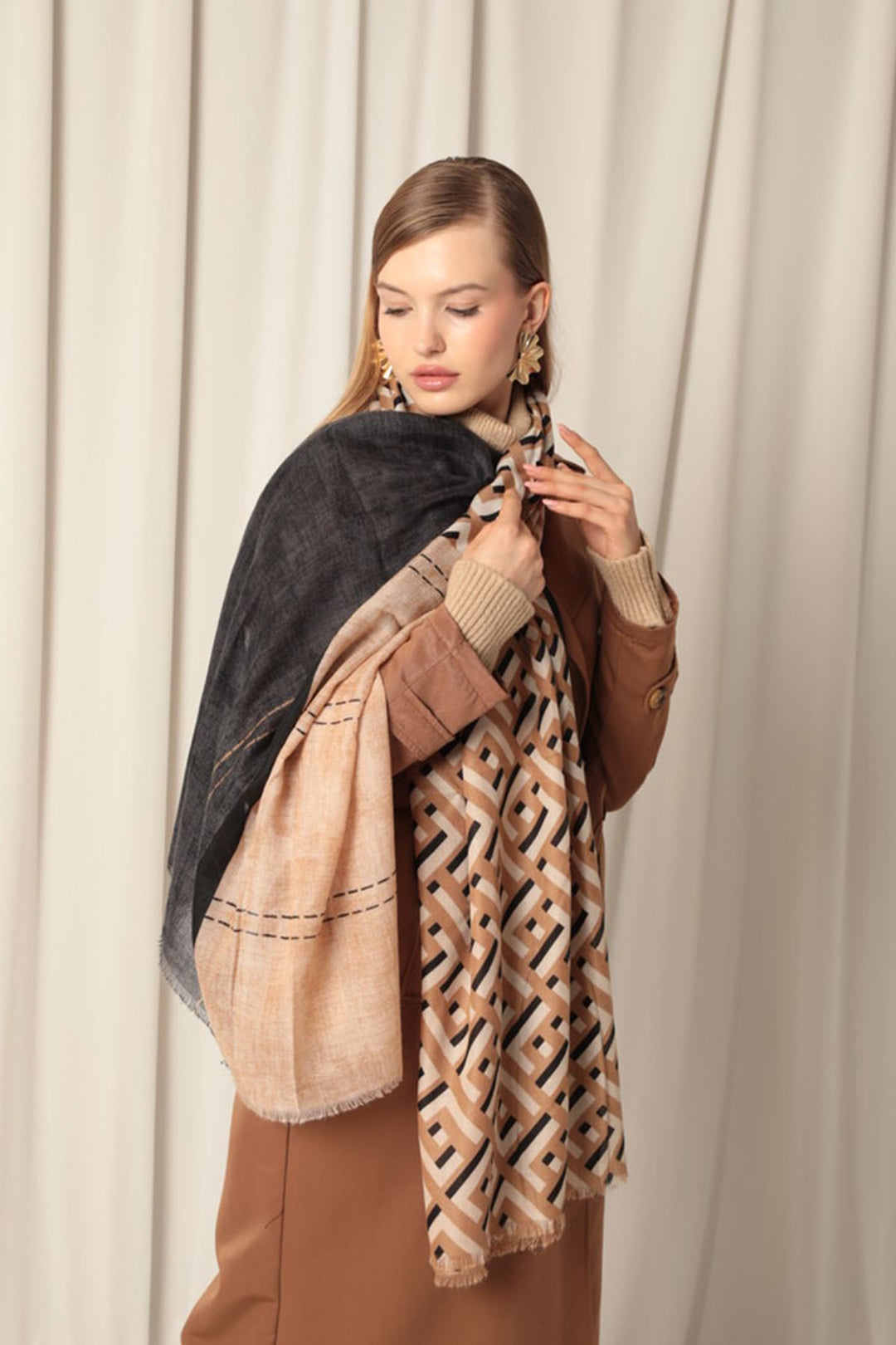 KKT Ethnic Patterned Women's Ecru Shawl - Pasadena