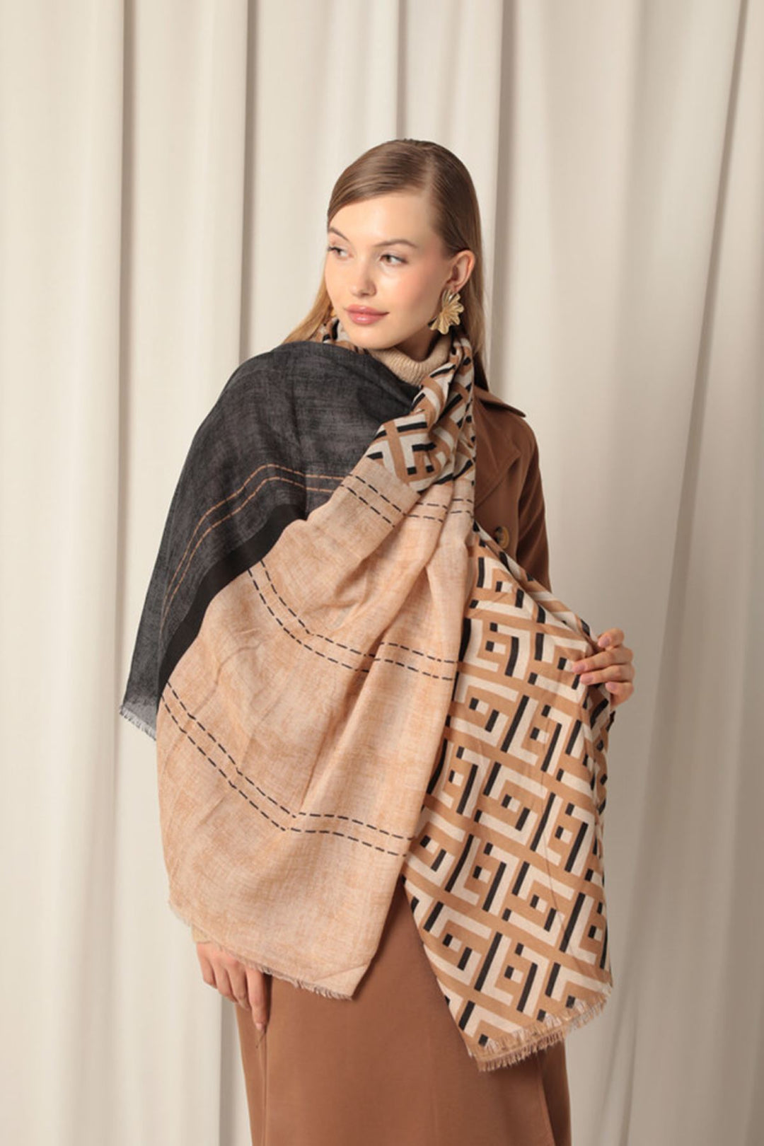 KKT Ethnic Patterned Women's Ecru Shawl - Pasadena