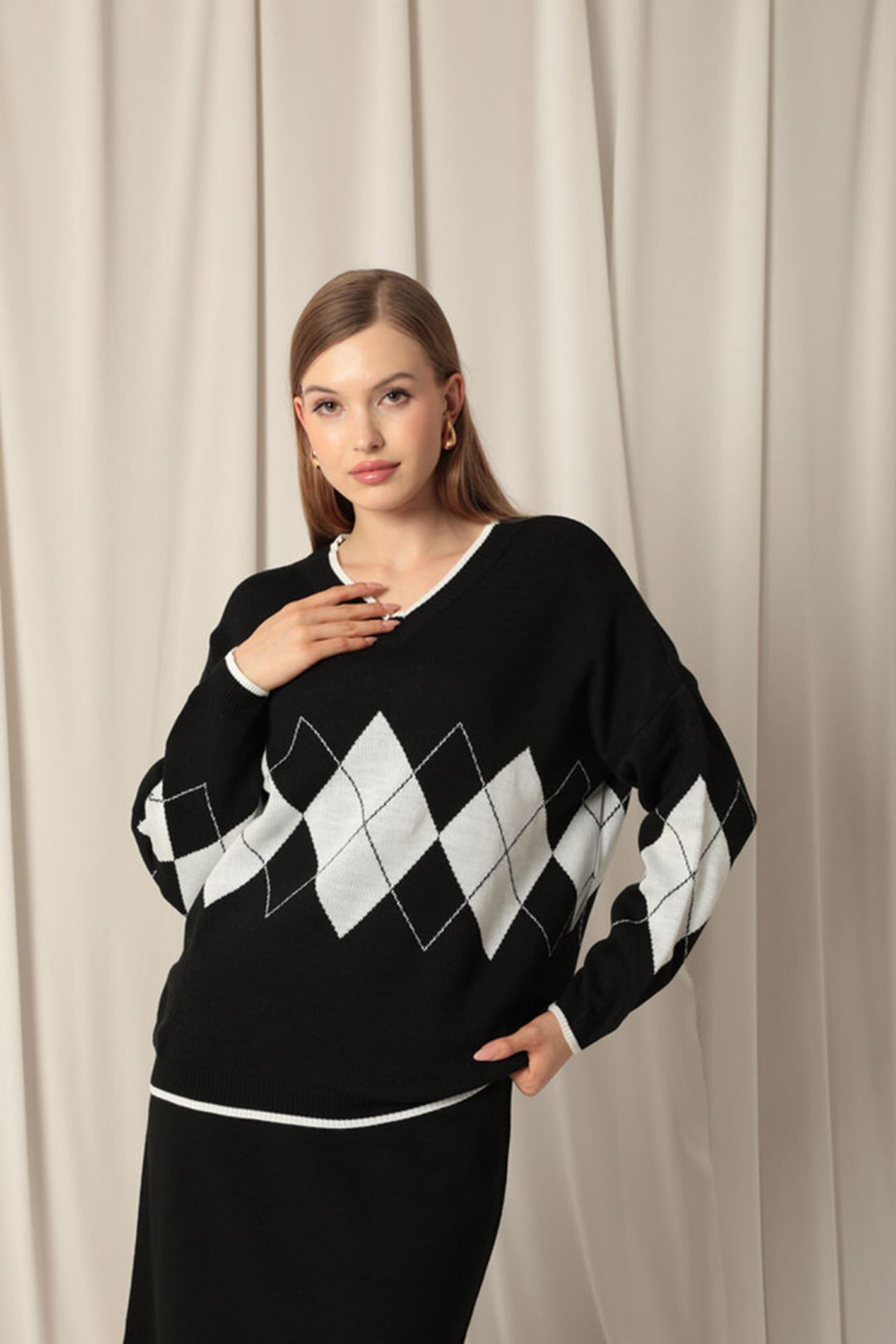 KKT Knitwear Fabric Women's Black/Ecru Suit - Caen