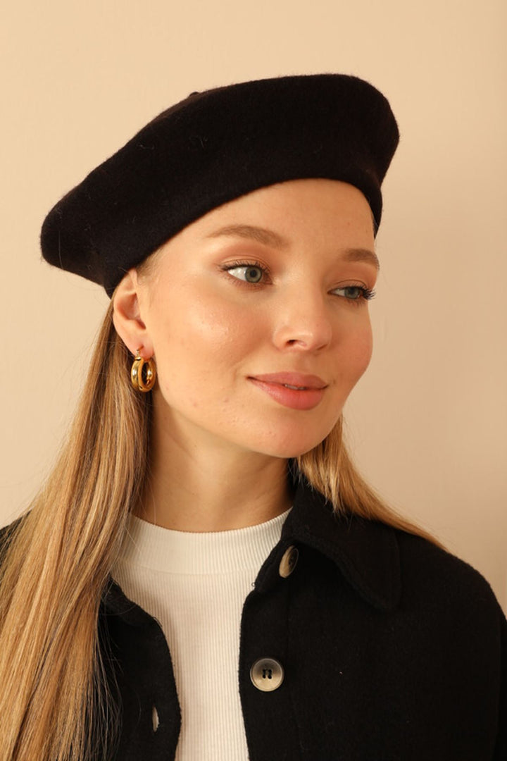 KKT Woolen Women Painter Black Beret - Cheektowaga