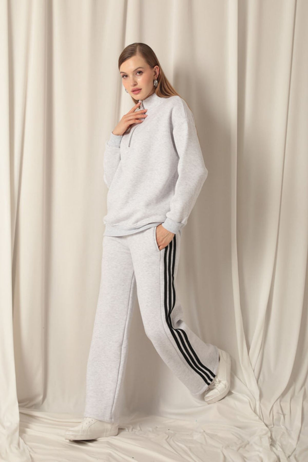 KKT Women's Light Grey Tracksuit - Seevetal