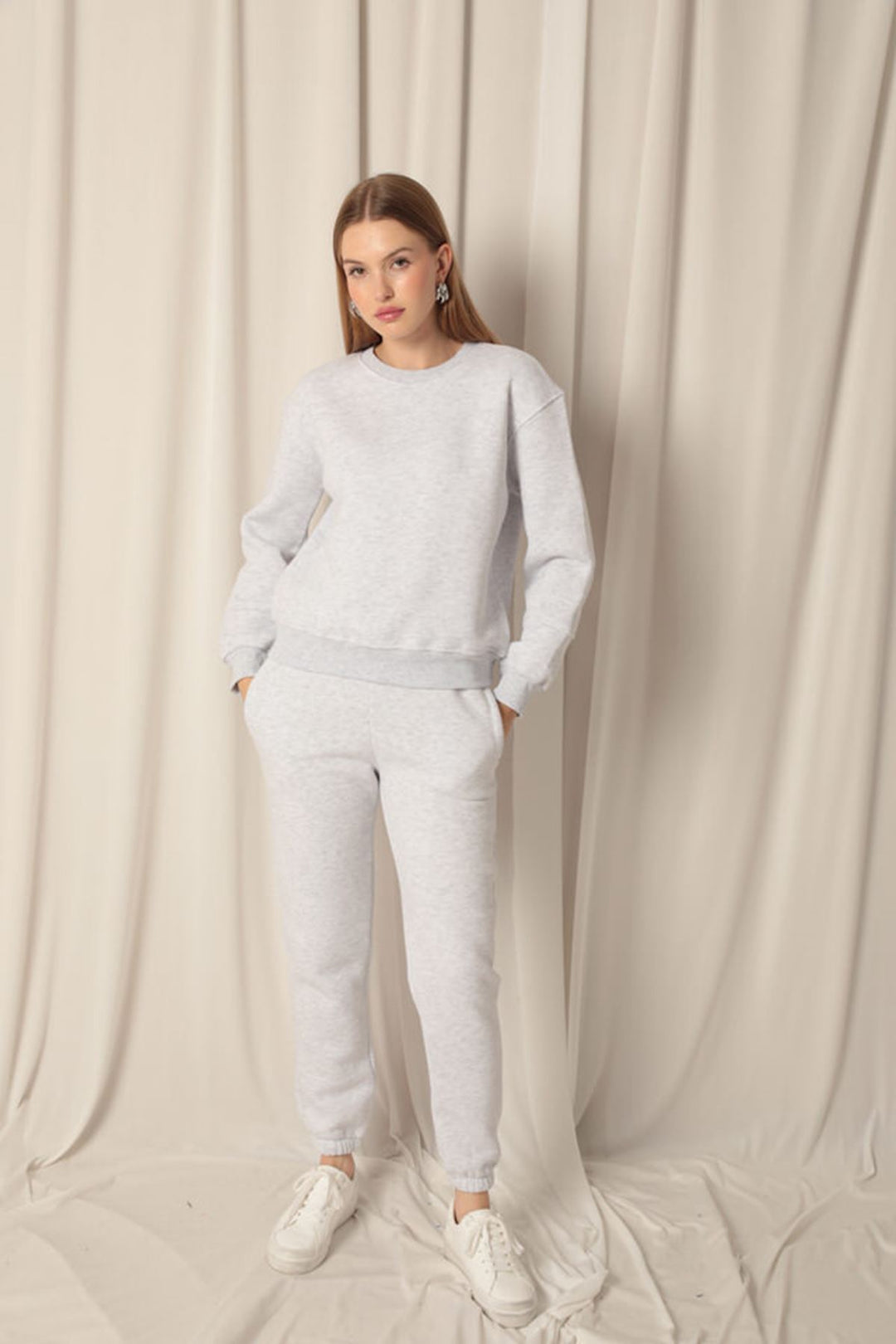 KKT Three Thread Fabric Zero Collar Women's Gray Sweat - Santa Lucía del Camino