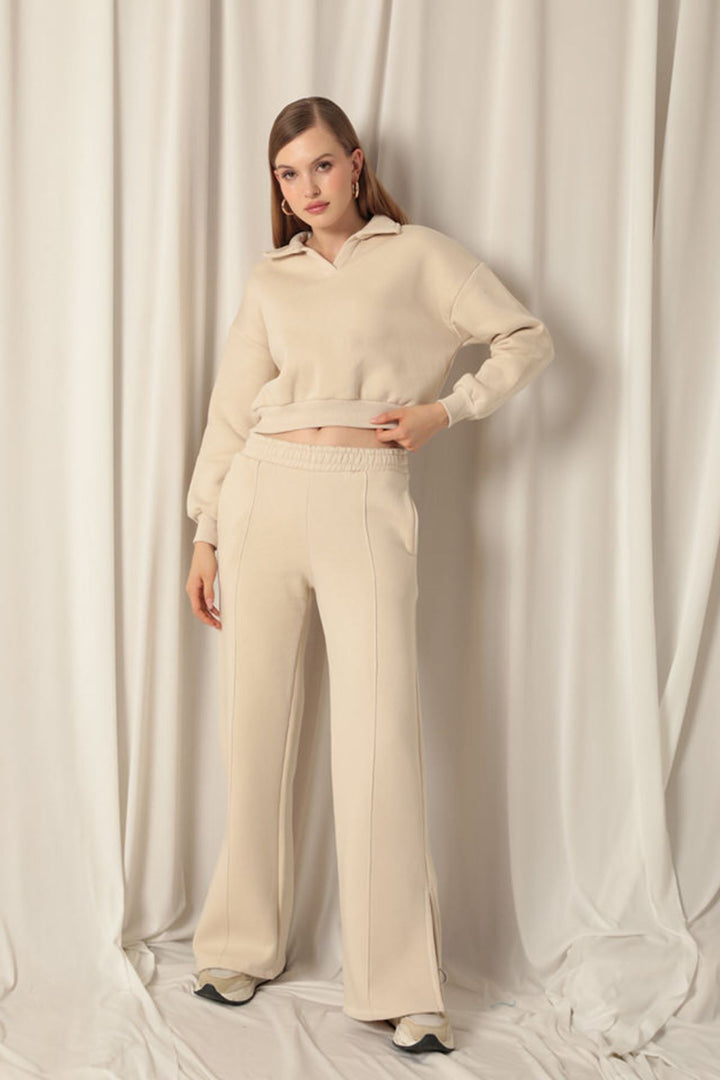KKT Short Women's Beige Sweater - Aguadilla
