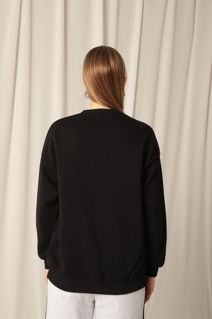KKT Zero Collar Women's Black Sweater - Bucha
