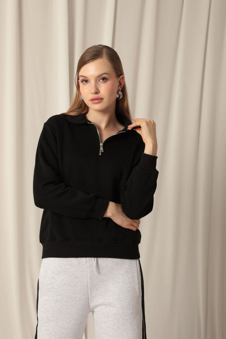 KKT Three Yarn Baby Collar Women's Black Sweater - Tomar