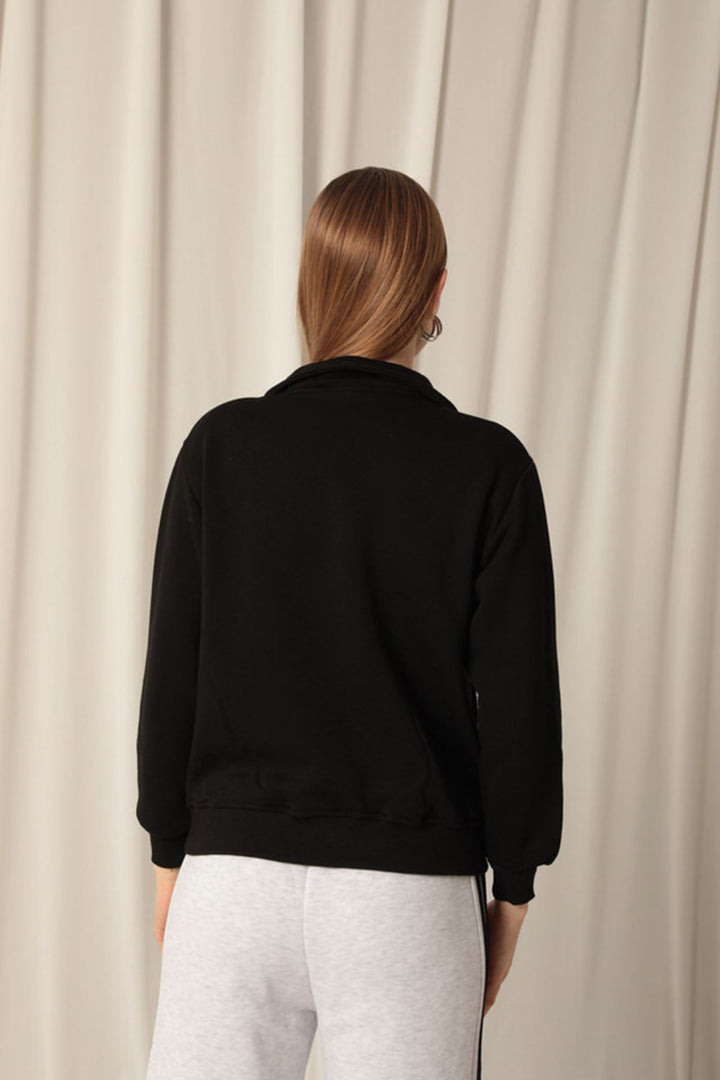KKT Three Yarn Baby Collar Women's Black Sweater - Tomar