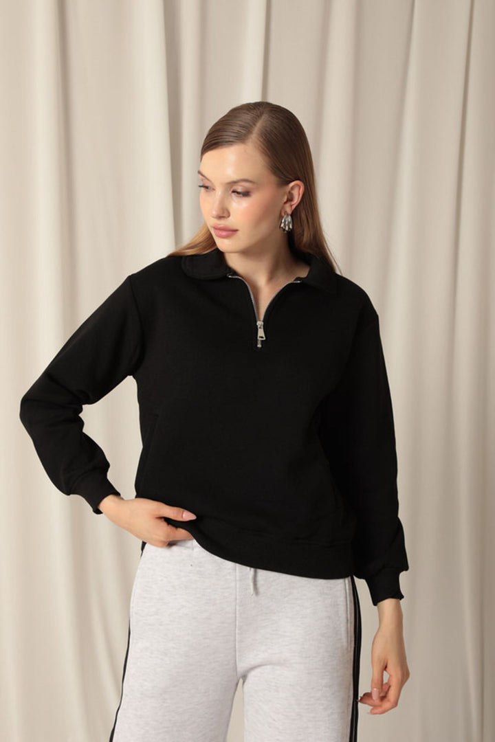 KKT Three Yarn Baby Collar Women's Black Sweater - Tomar