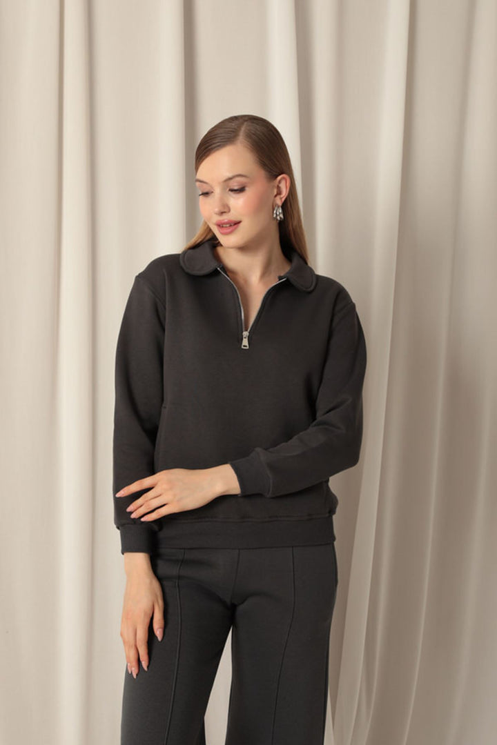 KKT Three Yarn Baby Collar Women's Anthracite Sweater - Colima