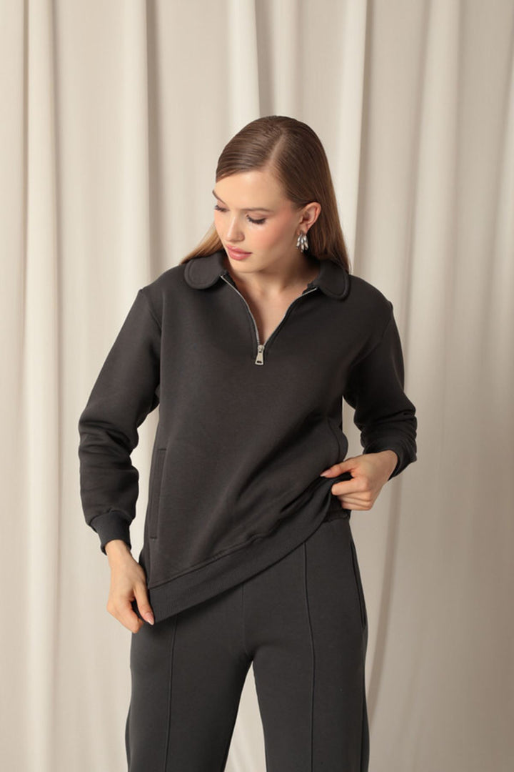 KKT Three Yarn Baby Collar Women's Anthracite Sweater - Colima