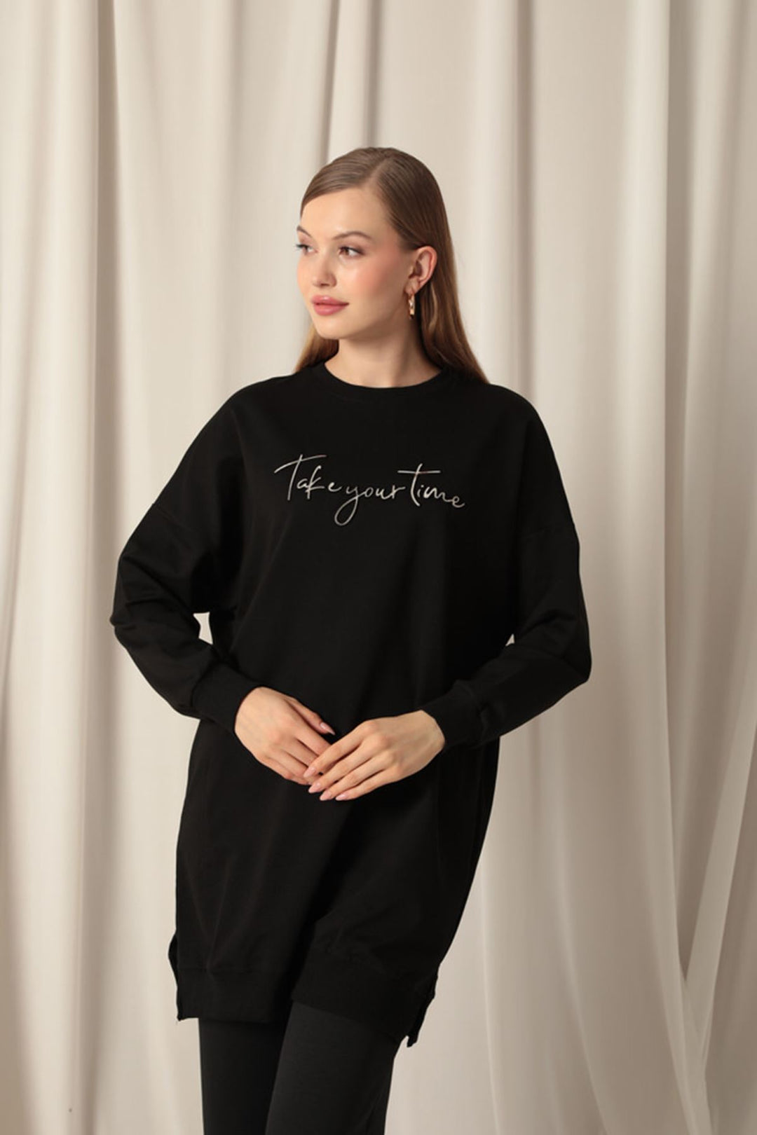 KKT Two Thread Fabric Printed Women's Black Sweat - Poole