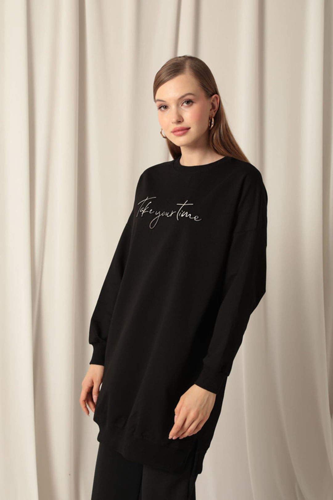 KKT Two Thread Fabric Printed Women's Black Sweat - Poole