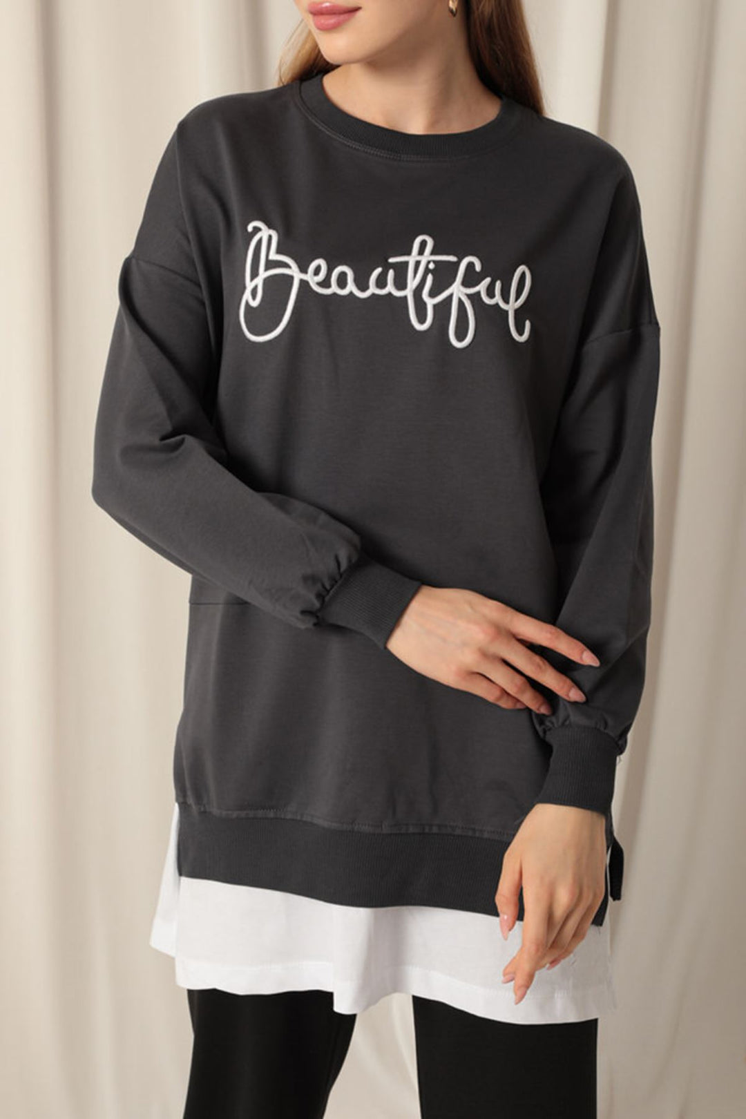 KKT Two Thread Fabric Beautiful Embroidered Anthracite Sweat - Arles