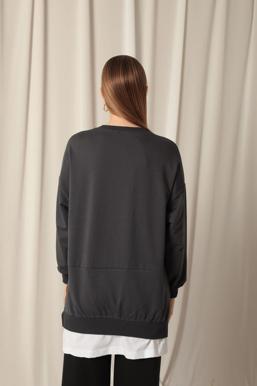 KKT Two Thread Fabric Beautiful Embroidered Anthracite Sweat - Arles