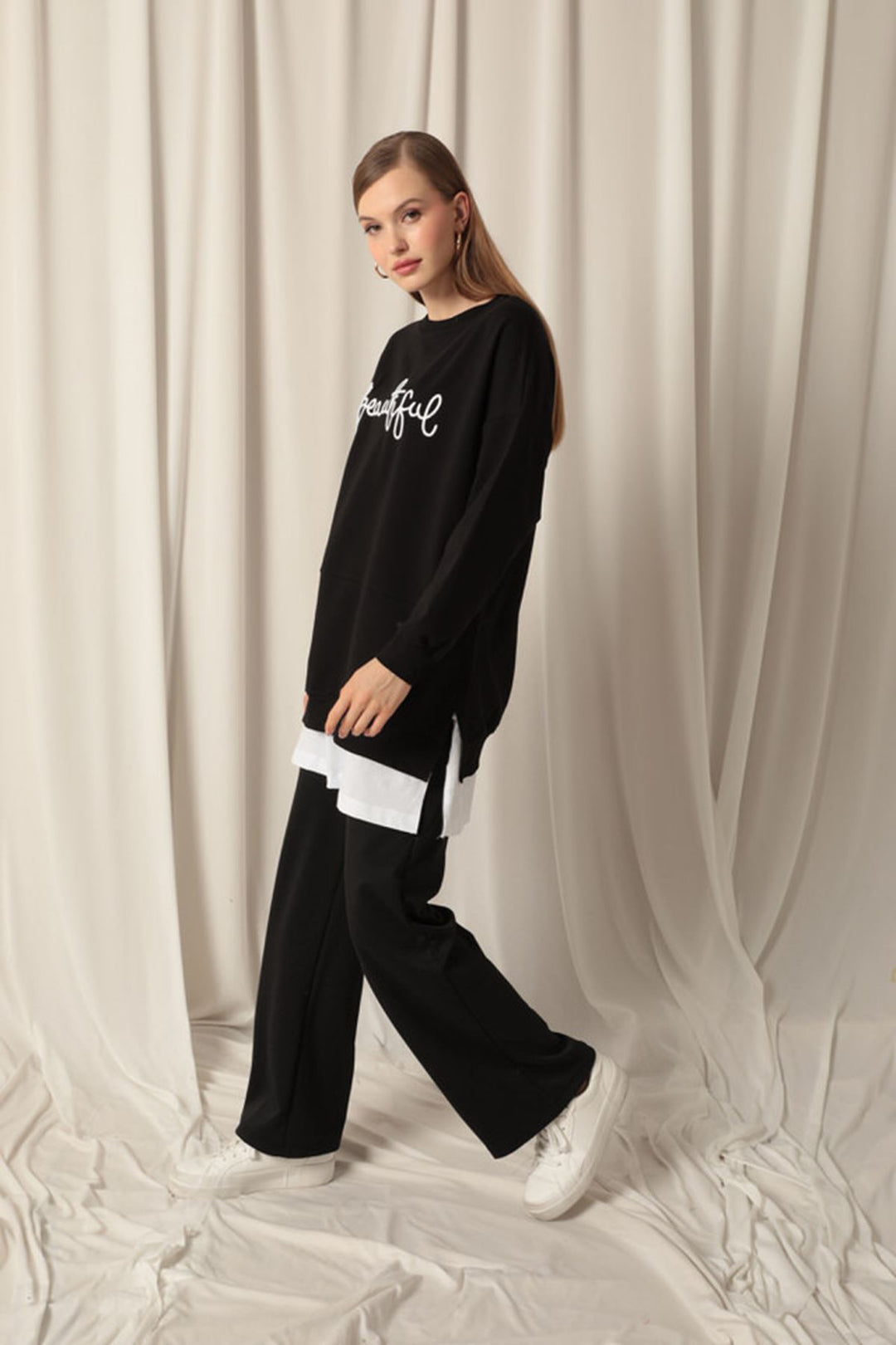 KKT Two Thread Fabric Beautiful Embroidered Black Sweat - San Benedetto del Tronto