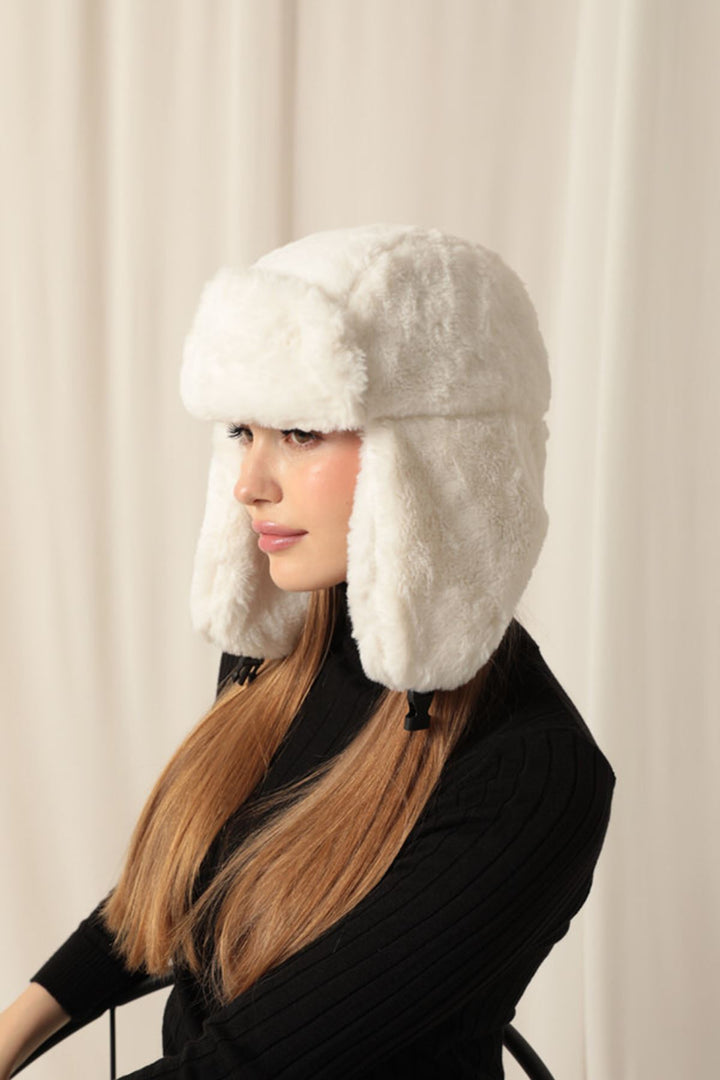 KKT Plush Women's Pilot White Hat - Coquitlam
