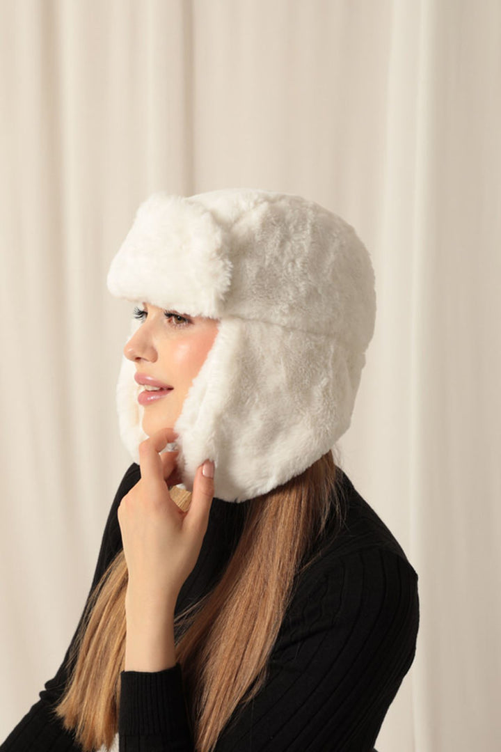 KKT Plush Women's Pilot White Hat - Coquitlam