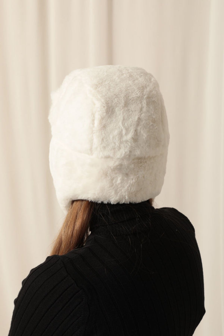 KKT Plush Women's Pilot White Hat - Coquitlam