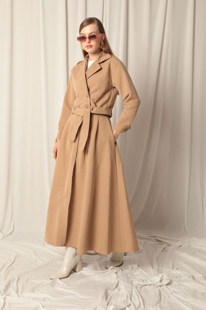 KKT Torino Fabric Women's Tan Skirt Suit - Meoqui