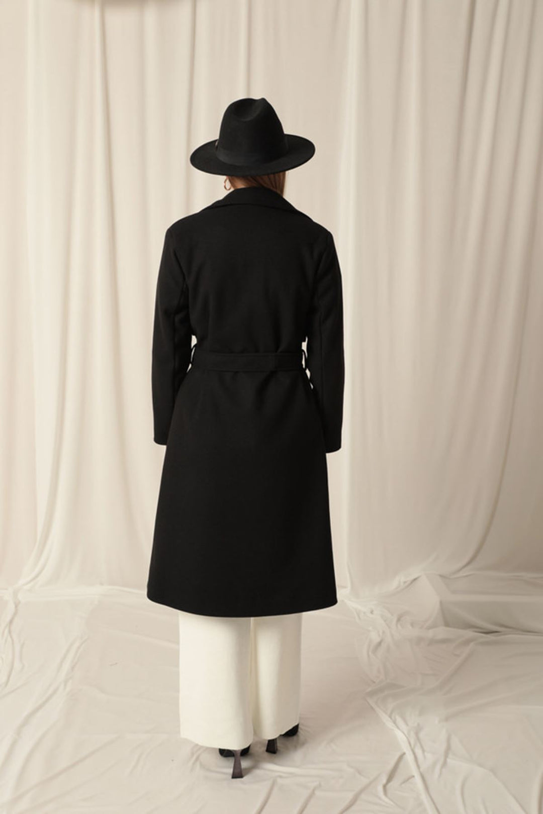 KKT Cashmere Fabric Women's Black Coat - Puertollano