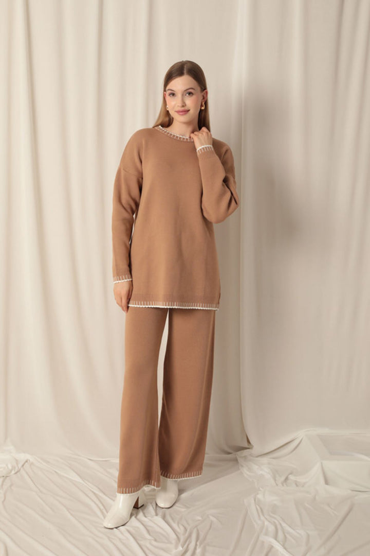 KKT Knitwear Fabric Women's Camel Suit - Kamen