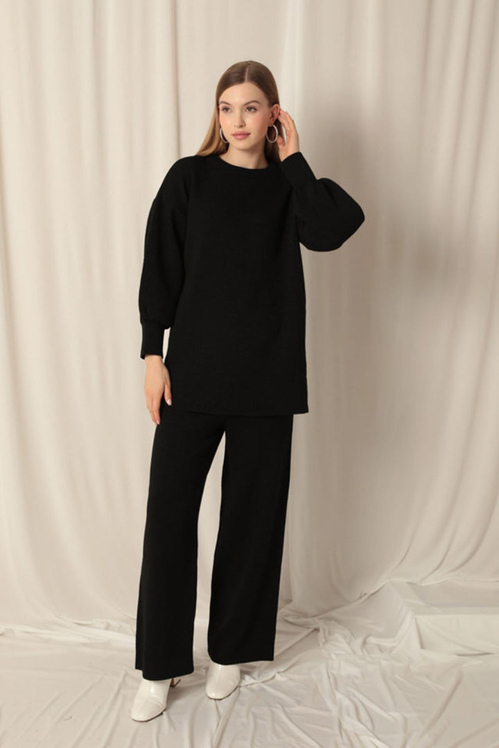 KKT Knitwear Fabric Crew Neck Women's Black Suit - Kamianske