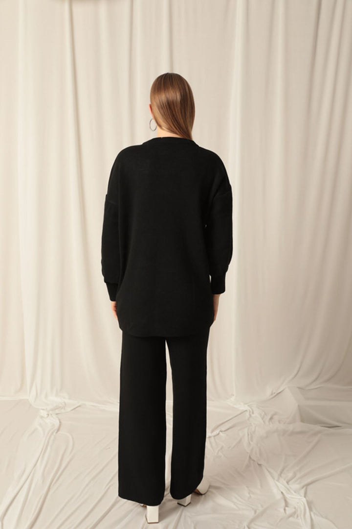 KKT Knitwear Fabric Crew Neck Women's Black Suit - Kamianske