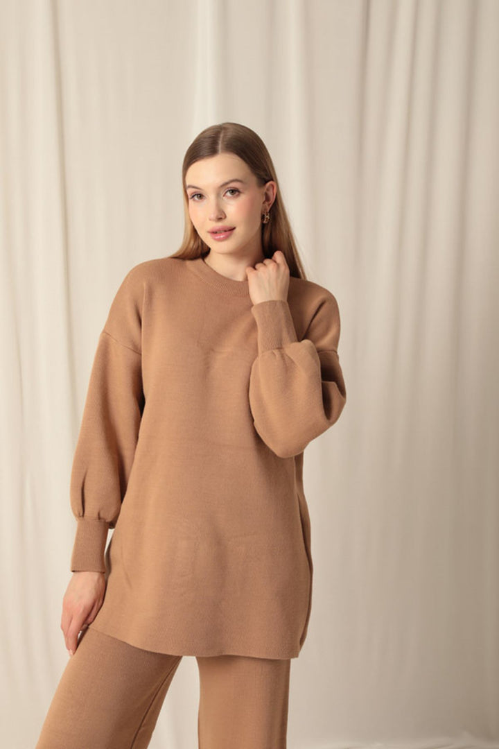 KKT Knitwear Fabric Crew Neck Women's Camel Suit - Cisterna di Latina
