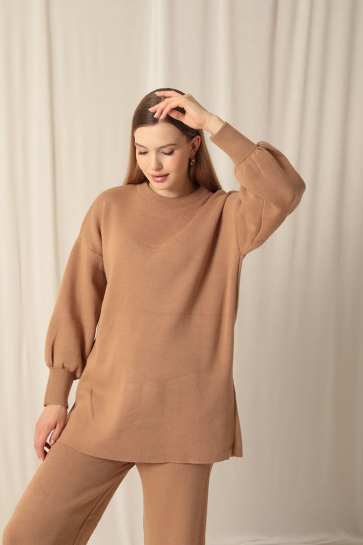 KKT Knitwear Fabric Crew Neck Women's Camel Suit - Cisterna di Latina
