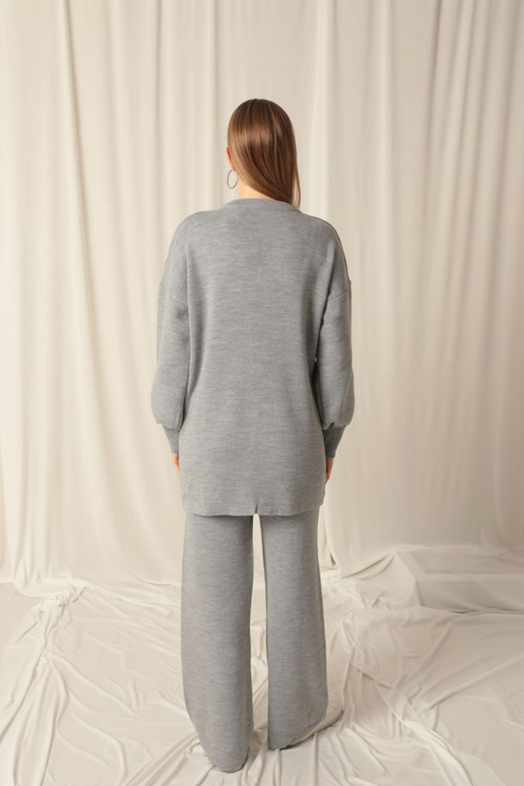 KKT Knitwear Fabric Crew Neck Women's Gray Suit - Farmington Hills