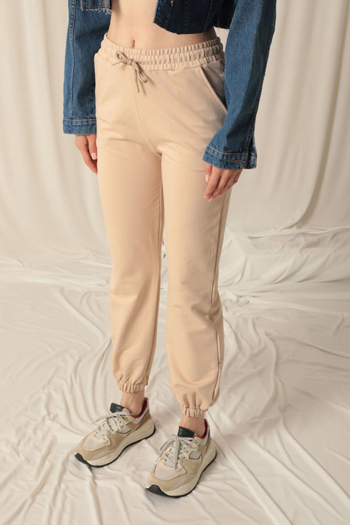 KKT Double Yarn Fabric Elastic Leg Women's Beige Tracksuit - Saint-Jean-sur-Richelieu